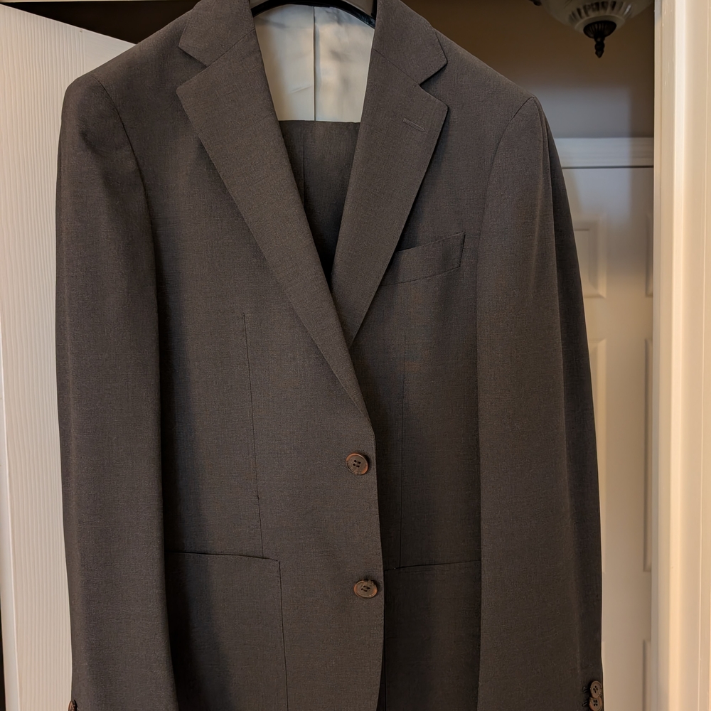 Suitsupply Gray Tailored Suit Professional Elegance